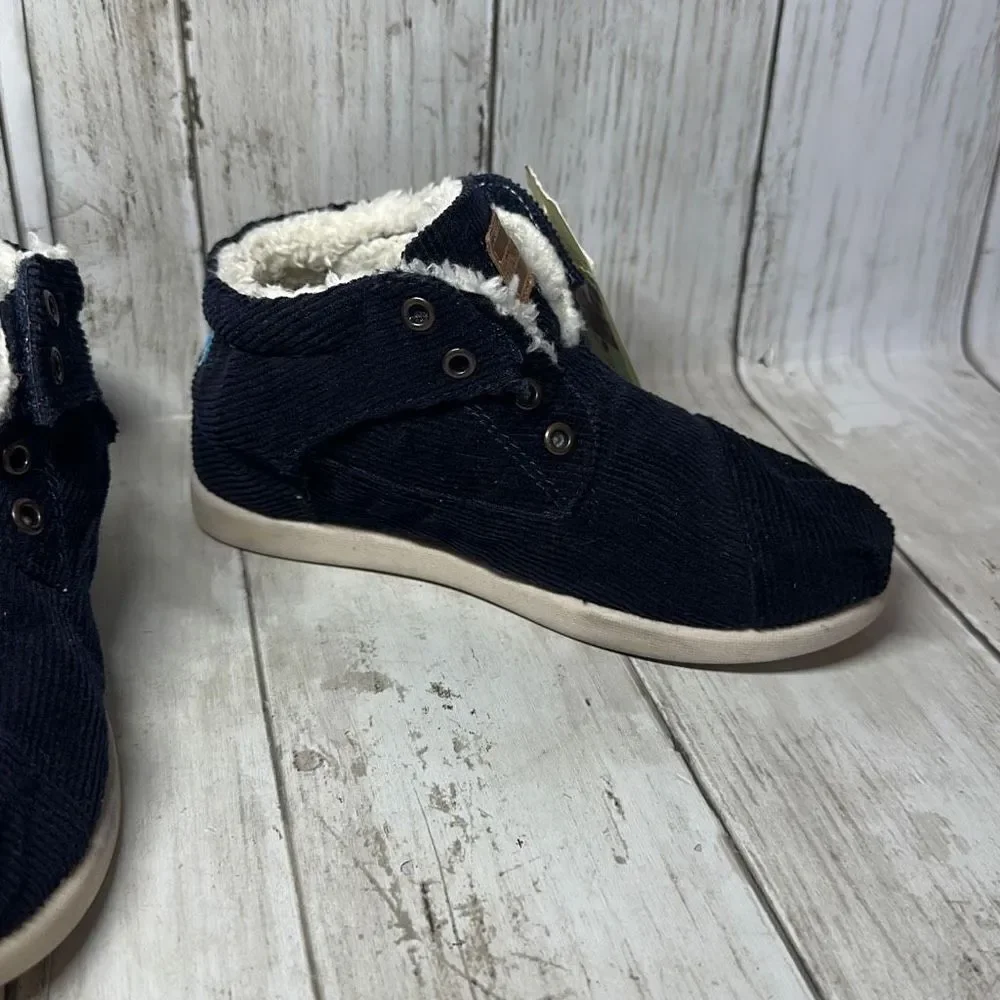 Toms Navy Blue‎ Corduroy Fleece Lined Slip on Shoes Tiny Botas size 11